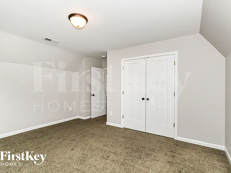 2067 Kerry Cir — Photo 16