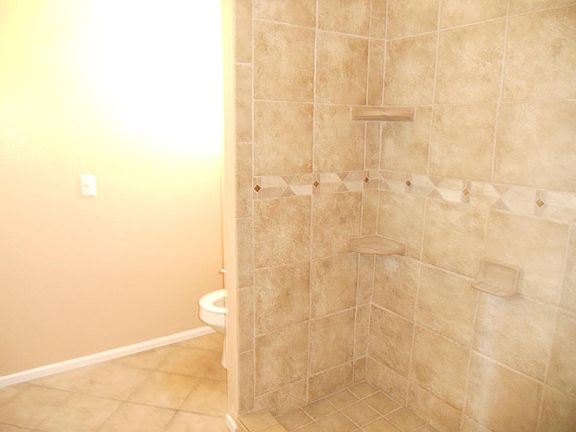 4th image of 232 N Wateka St