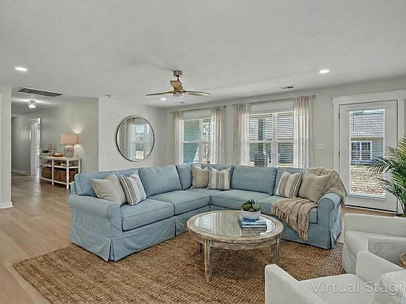 4th image of 25 Randolph Cv