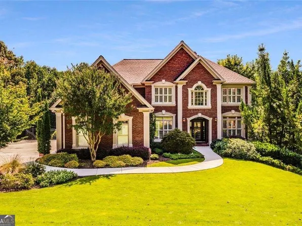 116 Riverview Dr, Suwanee, GA 30024