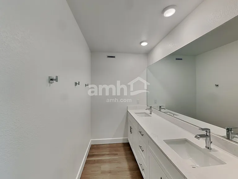 264 Austin Bellerose Pl — Photo 15