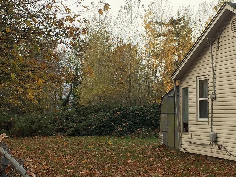 1st image of 3216 S 221st St