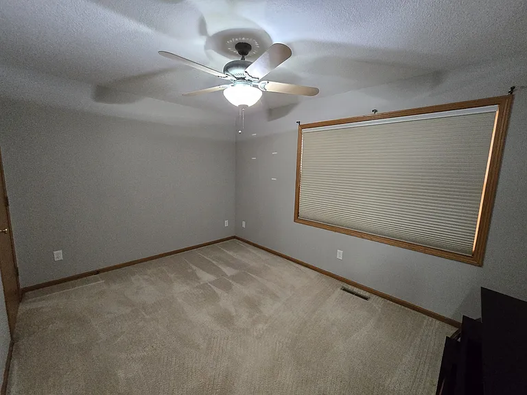 4710 Donald Dr — Photo 42