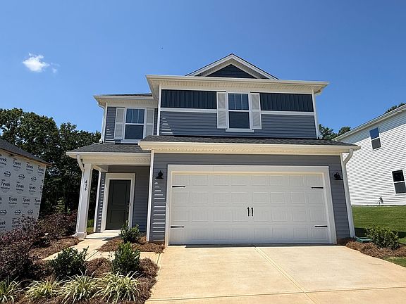2nd image of 436 Luna Ln