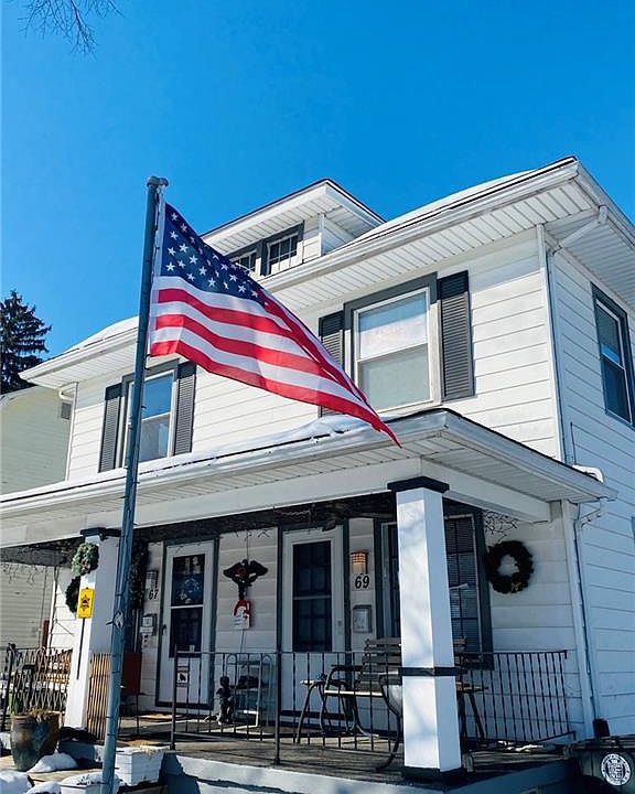 1st image of 67 Knecht Dr #69