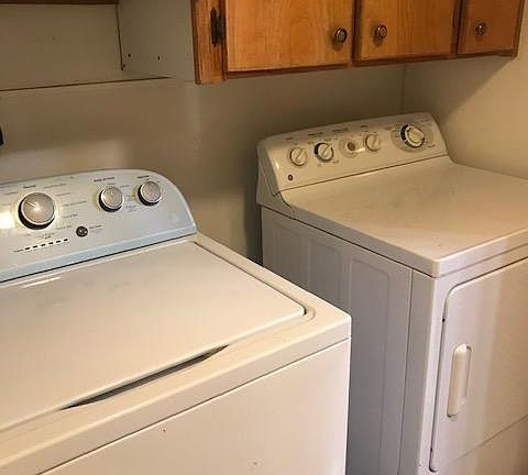 4th image of 379 N Melrose Dr Unit A