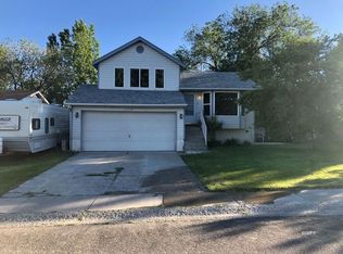 2239 N Hollow Dr, Elko, NV 89801