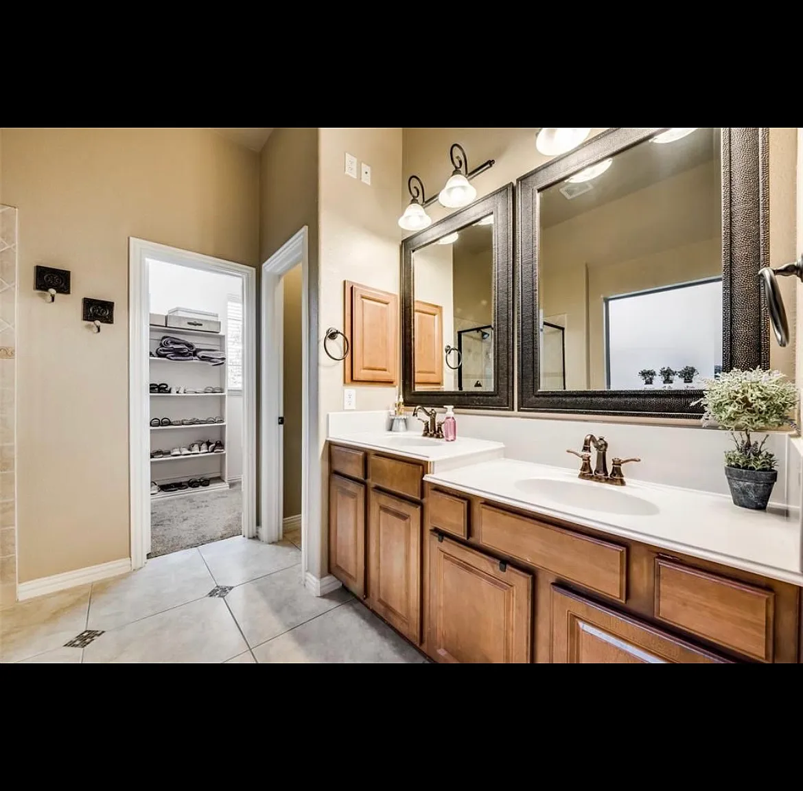 3 bed, 1786 sqft, $2,850 — Photo 2