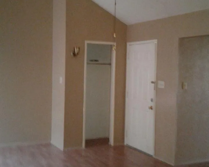 2444 Limestone Dr — Photo 2