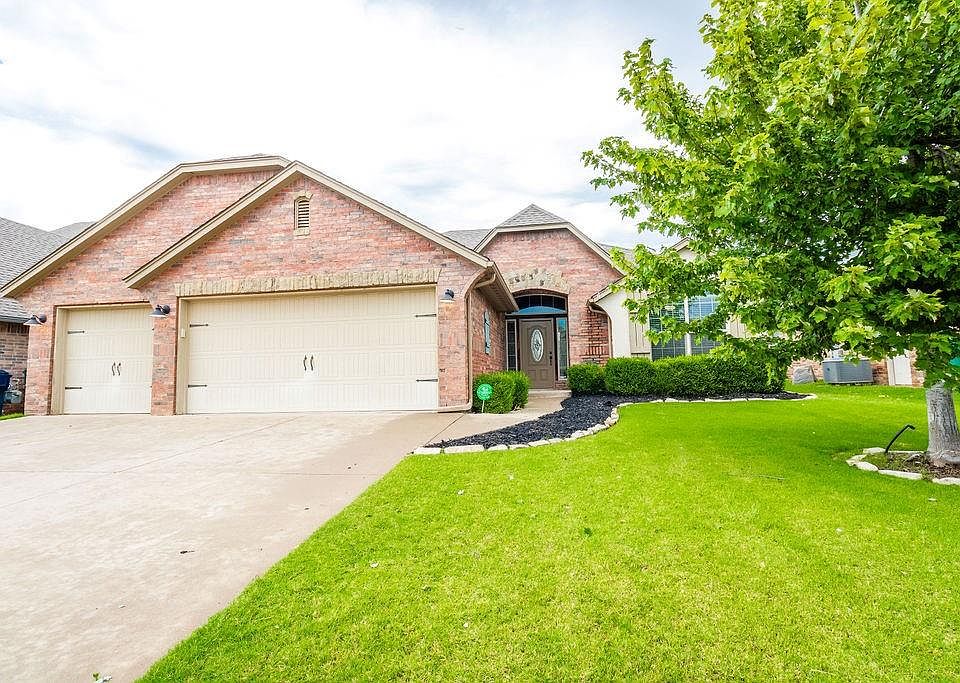 1st image of 13925 Drakes Way