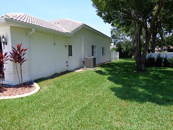 4th image of 7705 Sylvan Dr