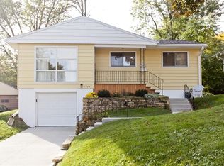 1705 12th Ave SW, Cedar Rapids, IA 52404