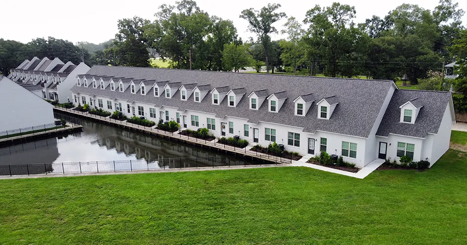 Primary Photo - Oak Heritage Townhomes