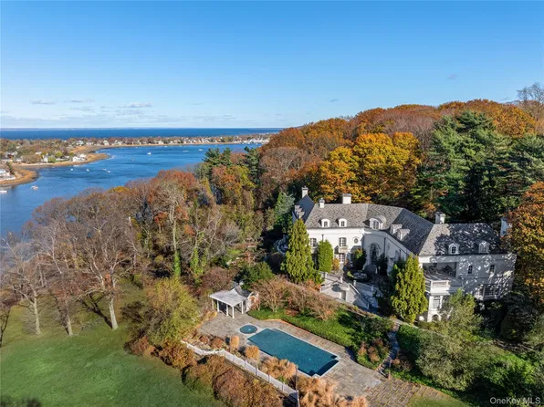 112 Horseshoe Road, Mill Neck, NY 11765