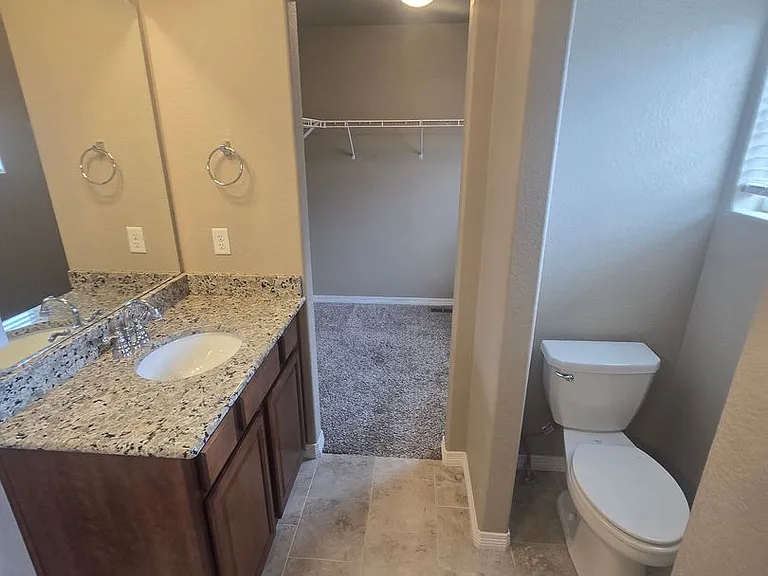 2421 Ridge Top Dr #5 — Photo 32