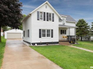 310 S Matteson St, Maquoketa, IA