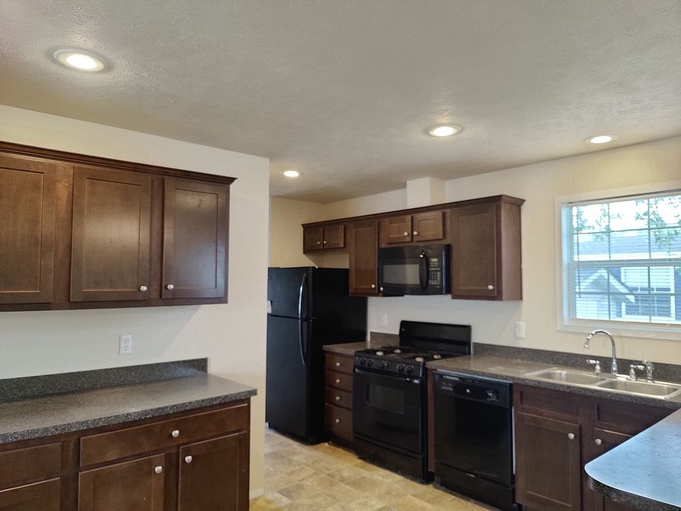 1st image of 3951 Bentwood Cir W #287