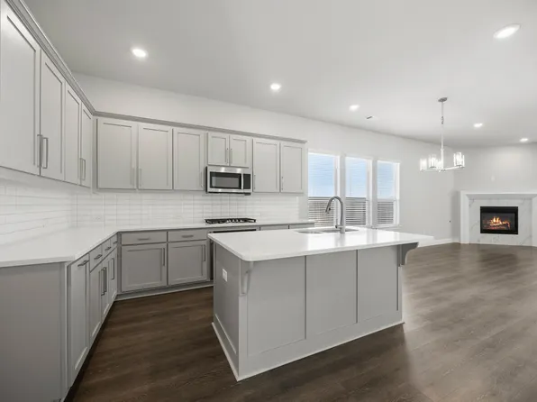 428 Waters Edge Dr #515, Lake Dallas, TX 75065