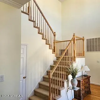 4 bed, 2639 sqft, $3,200 — Photo 2