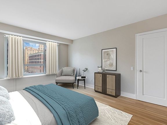5th image of 200 E 66th St APT E0702