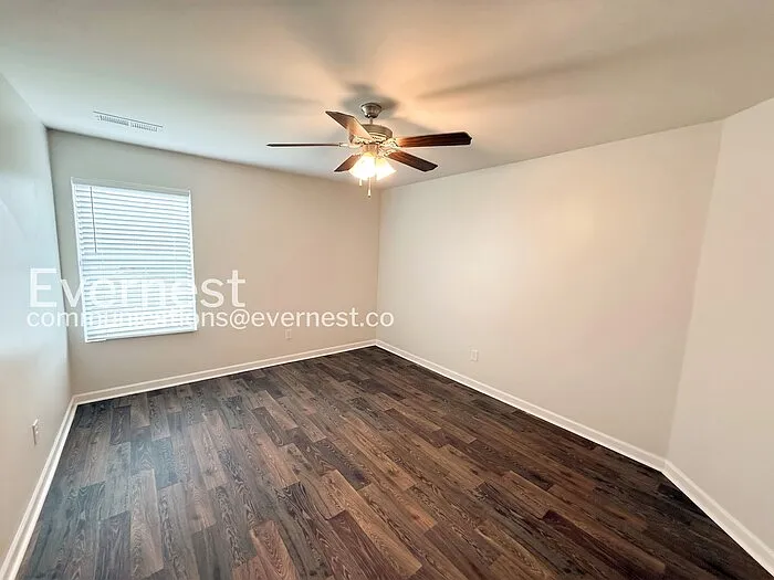1115 Brookhaven Dr — Photo 8
