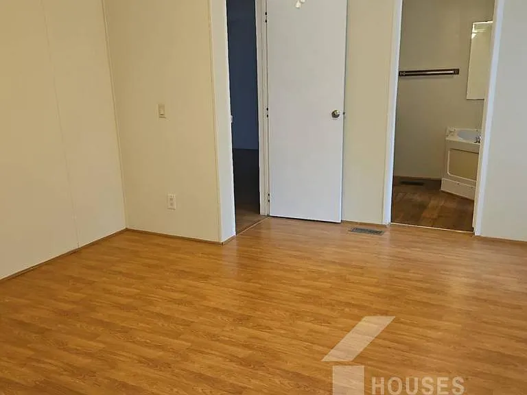 9 Gilreath St — Photo 11