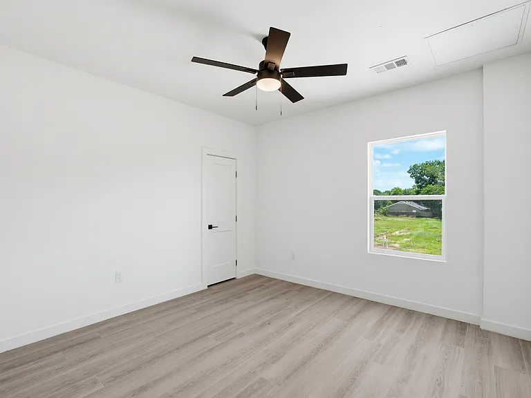 512 S Oconnor Rd — Photo 10