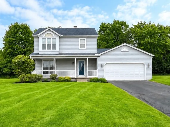 2189 Woodgate St, Youngstown, OH 44515