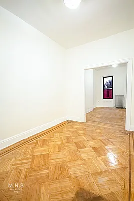 Rented by MNS | media 12