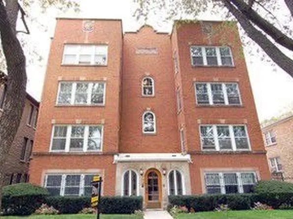 7450 N Claremont Ave #1, Chicago, IL 60645