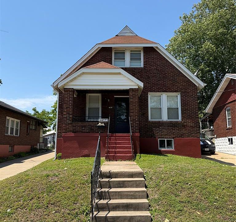 1st image of 3271 Marshall Ave