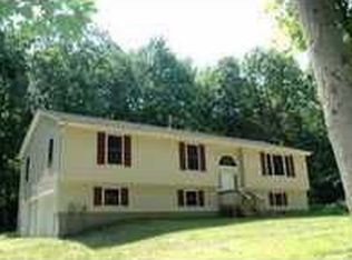 84 Neversink Dr, Port Jervis, NY 12771