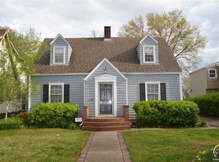 3024 SW Clark Ct, Topeka, KS 66604