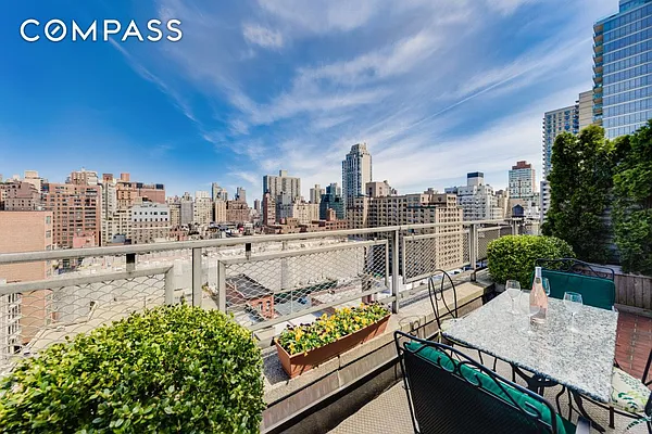 Sold by Compass | media 6