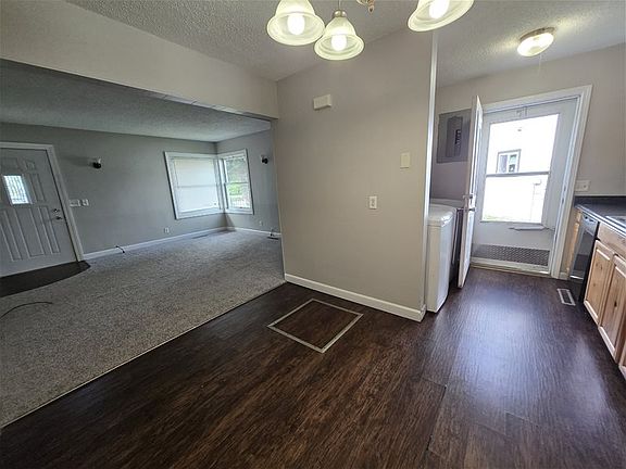 4th image of 4911 7th Ave N