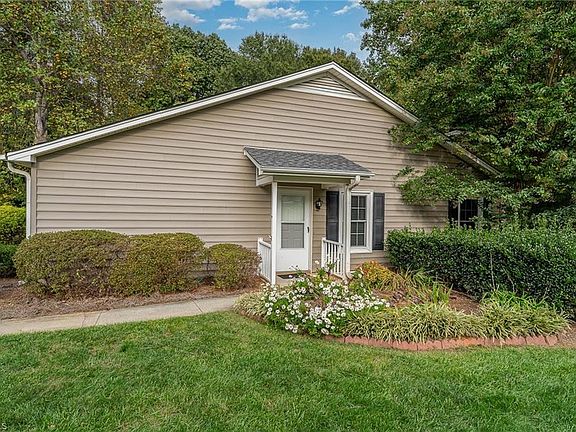 5th image of 2622 Cottage Pl