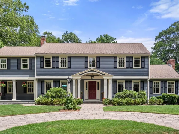 80 Pokonoket Ave, Sudbury, MA 01776