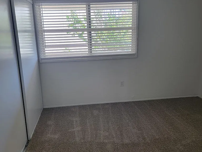 6960 Hyde Park Dr #17 — Photo 9