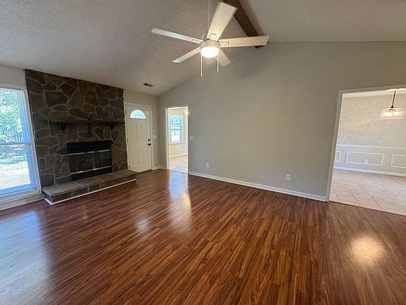 5th image of 100 Lineberry Rd