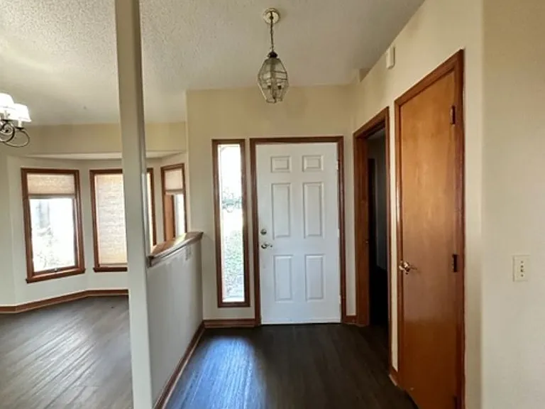 1276 Quattlefield Ln — Photo 4