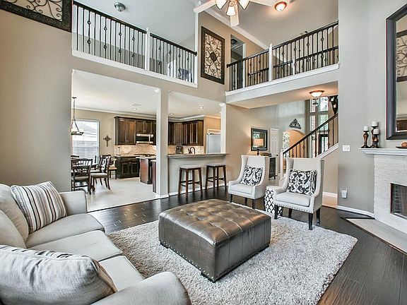 4th image of 2514 Summer Haven Ln