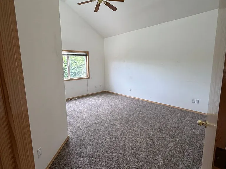 11320 SW Clifford St — Photo 18