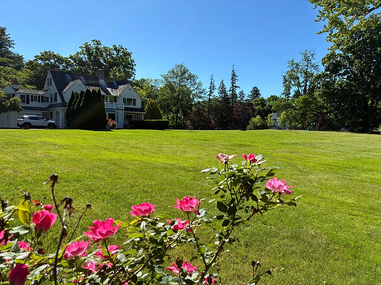 18 Lincoln Ave — Photo 24