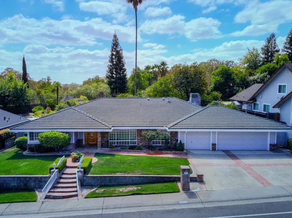 9260 Winding Oak Dr, Fair Oaks, CA 95628