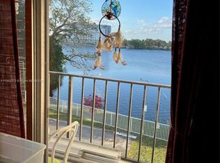 5505 NW 7th St APT W307, Miami, FL 33126