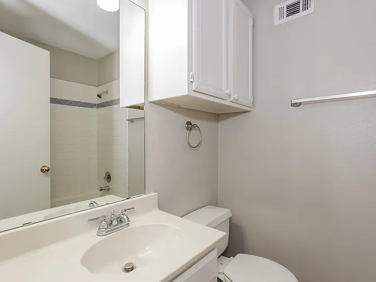 6505 Nicole Way — Photo 16
