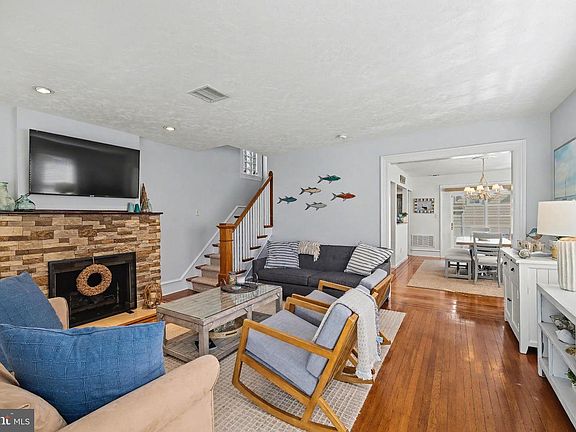 5th image of 13 N Haverford Ave