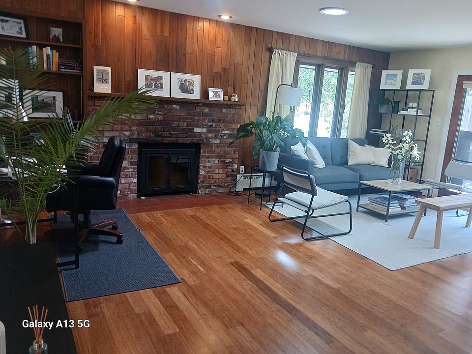 Front entry room. 
Unit is available furnished as shown or unfurnished.