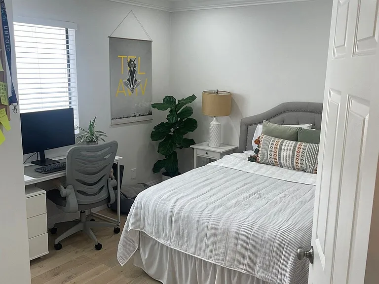 1540 Brockton Ave #204 — Photo 11