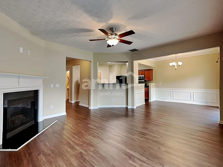616 Laurel Bnd — Photo 7